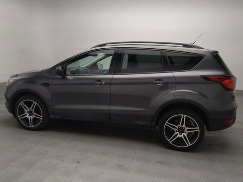 Used 2019 Ford Escape SEL AWD/4WD image 3