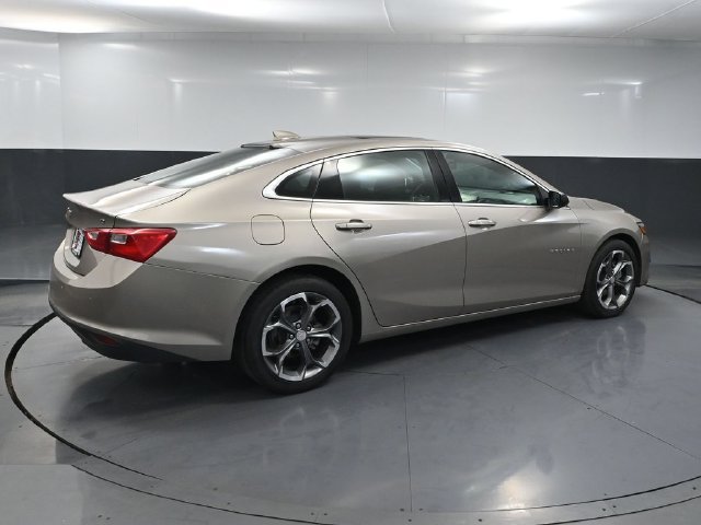Used 2024 Chevrolet Malibu LT FWD image 4