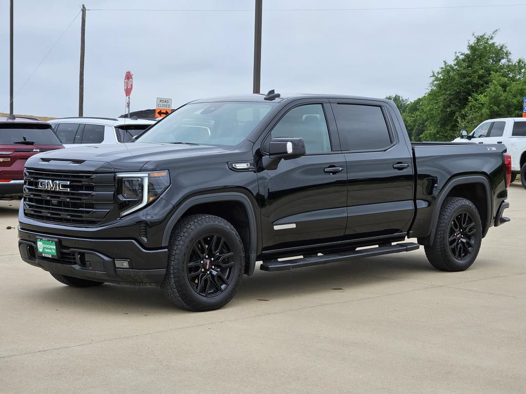 Used 2025 GMC Sierra 1500 Elevation w/ Elevation Premium Package AWD/4WD image 3