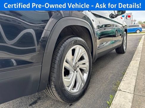 Certified 2023 Volkswagen Atlas SE w/ Panoramic Sunroof Package AWD/4WD image 25