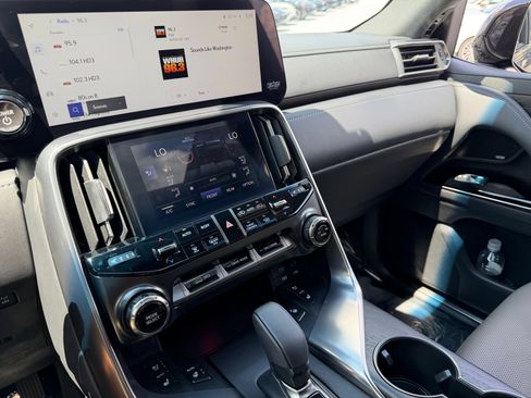 Used 2025 Lexus LX 700h Overtrail w/ Accessory Package (Z1) AWD/4WD image 18