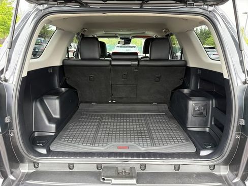 Used 2020 Toyota 4Runner TRD Off-Road Premium AWD/4WD image 11