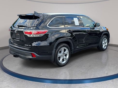 Used 2015 Toyota Highlander Limited Platinum AWD/4WD image 5