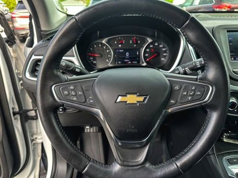Used 2020 Chevrolet Equinox LT w/ Driver Convenience Package AWD/4WD image 15