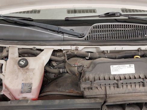 Used 2020 Chevrolet Express 2500 w/ Driver Convenience Package image 30