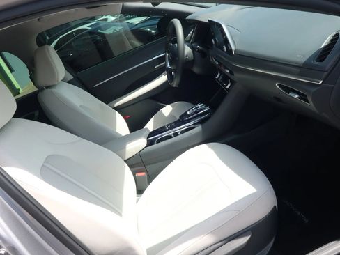 Used 2021 Hyundai Sonata SEL FWD image 25