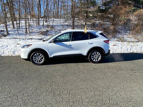 Certified 2022 Ford Escape SE w/ Convenience Package image 4