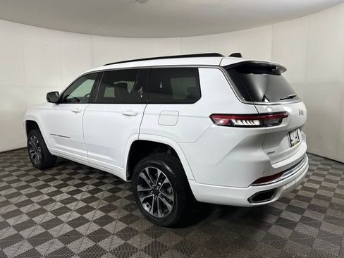 Used 2025 Jeep Grand Cherokee L Overland w/ Luxury Tech Group IV image 5