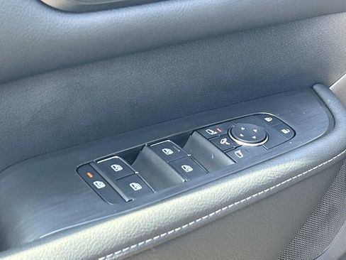 New 2026 Nissan Armada SL w/ Captain's Chari Seat Package AWD/4WD image 17
