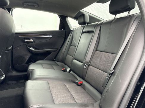 Used 2019 Chevrolet Impala LT image 22