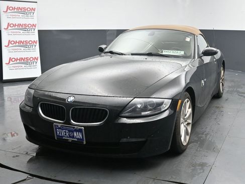 Used 2008 BMW Z4 3.0i image 4