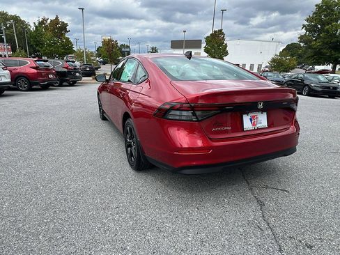 New 2025 Honda Accord SE image 6