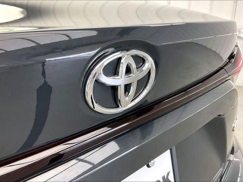 Used 2023 Toyota Corolla LE w/ LE Premium Package FWD image 32