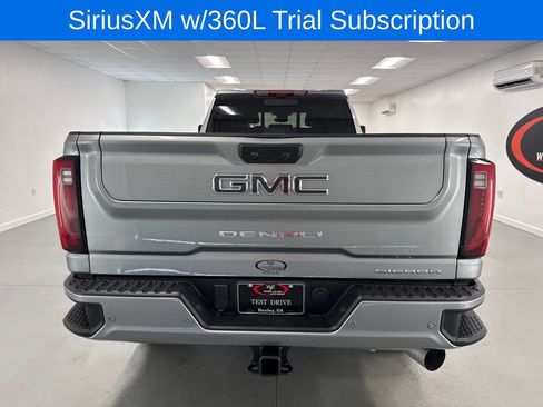 Used 2025 GMC Sierra 3500 Denali Ultimate AWD/4WD image 6