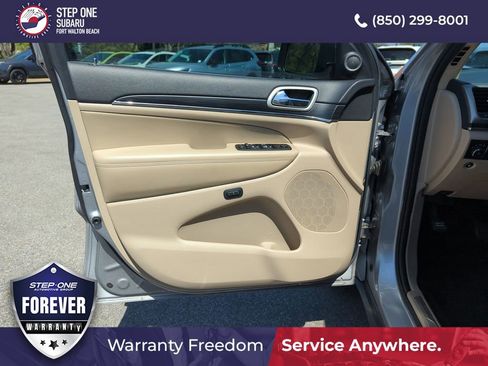 Used 2021 Jeep Grand Cherokee Limited w/ Luxury Group II RWD image 18