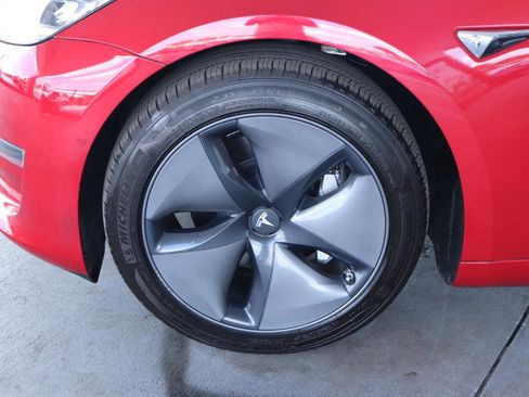 Used 2019 Tesla Model 3 Long Range RWD image 12