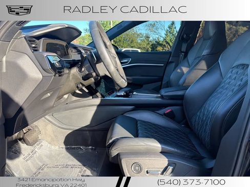 Used 2022 Audi e-tron S Prestige w/ Prestige Package AWD/4WD image 2