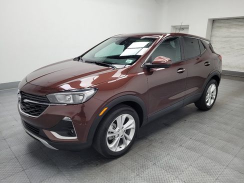 Used 2023 Buick Encore GX Preferred w/ Cold Weather Comfort Package FWD image 2