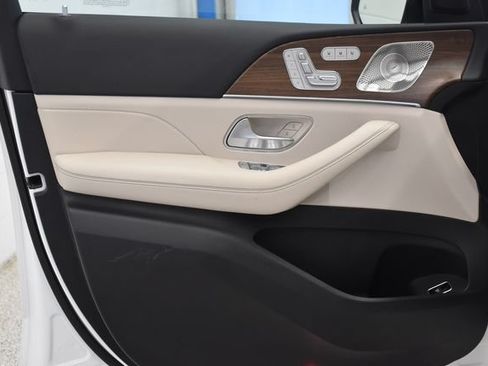 Used 2026 Mercedes-Benz GLE 350 4MATIC image 19