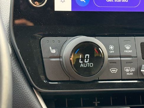 Used 2024 Toyota Grand Highlander AWD image 19