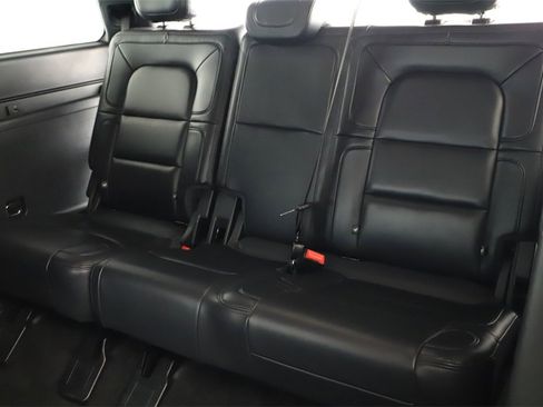 Used 2024 Lincoln Navigator Reserve image 29