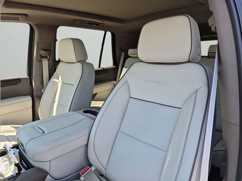 New 2026 GMC Yukon Denali image 31
