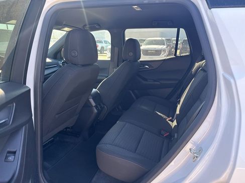 Used 2025 Chevrolet Equinox LT image 8