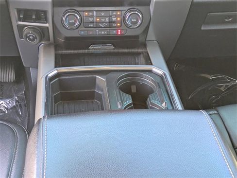 Used 2021 Ford F350 Lariat image 32
