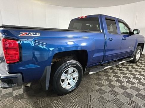 Used 2017 Chevrolet Silverado 1500 LT w/ All Star Edition AWD/4WD image 2