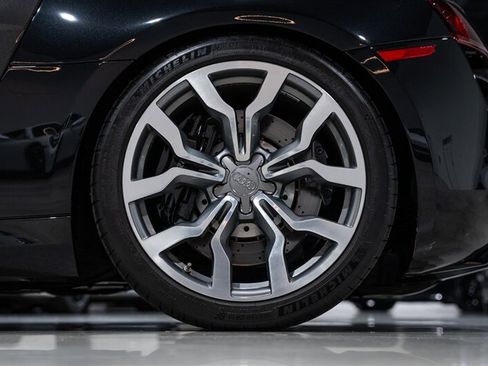 Used 2011 Audi R8 V10 AWD/4WD image 13