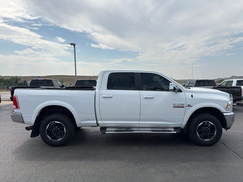 Used 2017 RAM 3500 Laramie w/ Cold Weather Group AWD/4WD image 4