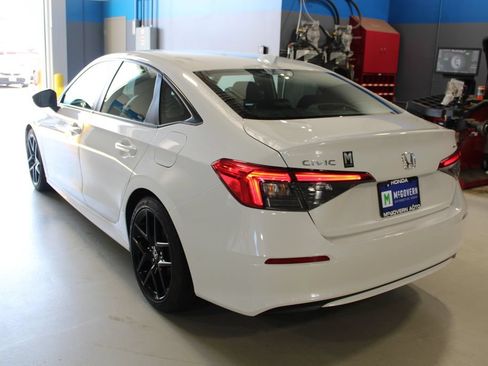 Used 2023 Honda Civic Sport image 22