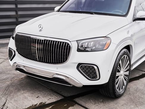 Used 2026 Mercedes-Benz Maybach GLS 600 4MATIC image 6