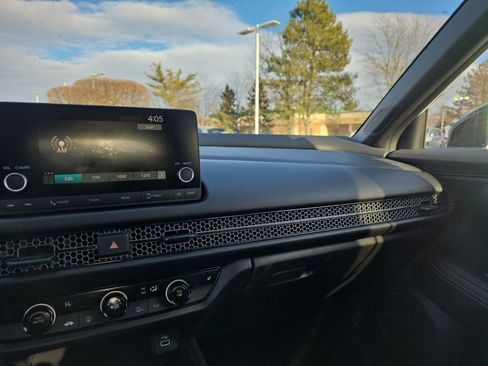 Certified 2023 Honda HR-V Sport image 20