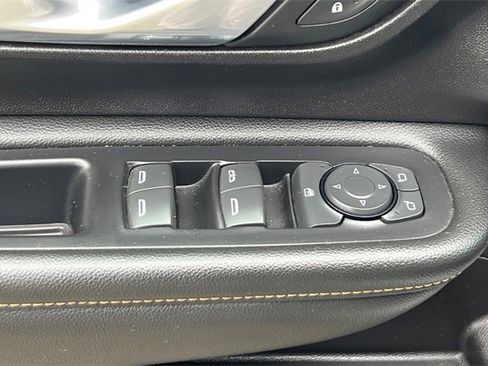 Used 2024 GMC Terrain AT4 image 15