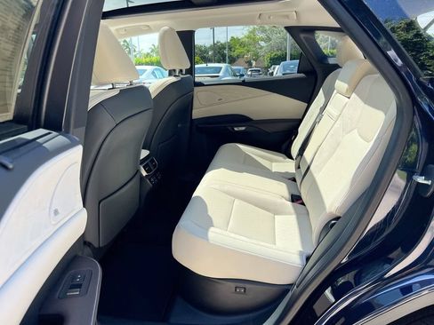 Certified 2025 Lexus RX 350 FWD w/ Convenience Package image 19