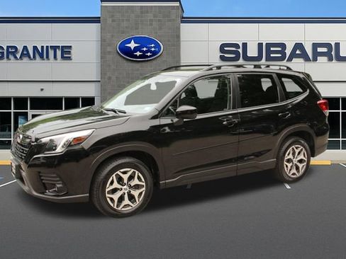 Used 2023 Subaru Forester Premium AWD/4WD image 6