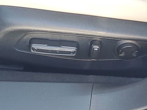 Used 2024 Honda Accord EX-L image 29