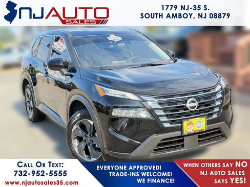 Used 2024 Nissan Rogue SV AWD/4WD image 1