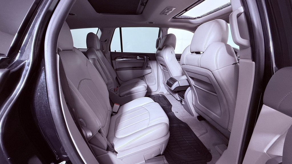 Used 2015 Buick Enclave Leather FWD image 25