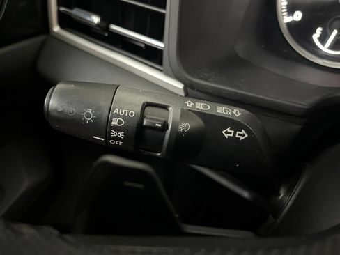 Used 2023 Mitsubishi Outlander SE FWD image 62