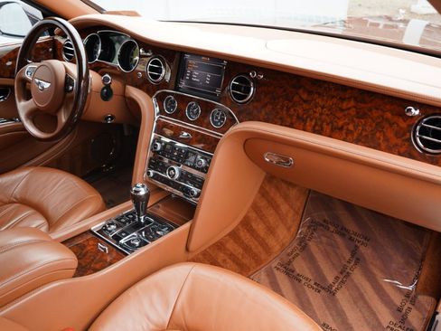 Used 2011 Bentley Mulsanne image 73