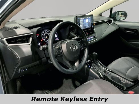 Used 2022 Toyota Corolla LE FWD image 16