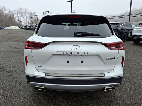Used 2023 INFINITI QX50 Luxe image 6
