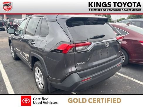 Used 2023 Toyota RAV4 LE FWD image 5