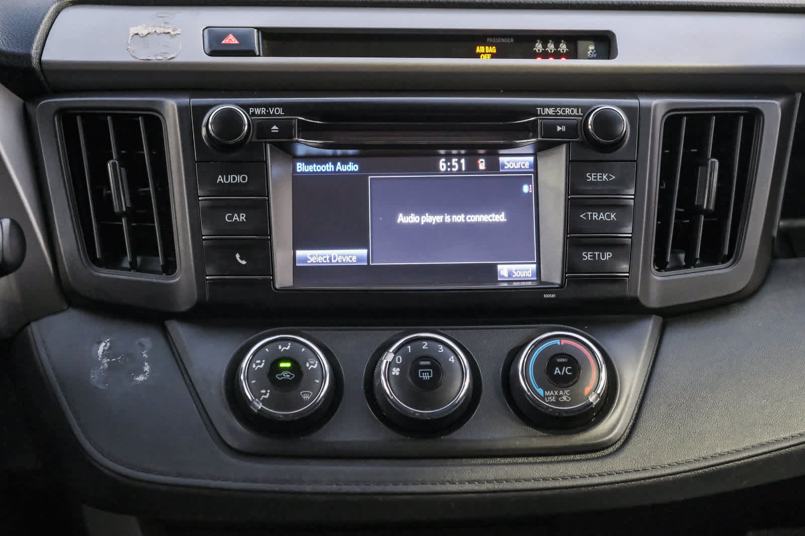 Used 2018 Toyota RAV4 LE w/ All Weather Liner Package FWD image 14