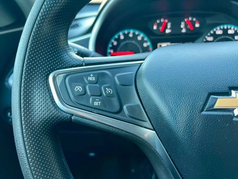 Used 2020 Chevrolet Malibu LS image 16