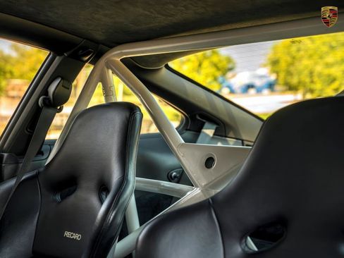 Used 2010 Porsche 911 Carrera 4 image 47