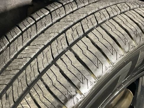 Used 2023 GMC Terrain Denali w/ LPO, Floor Liner Package AWD/4WD image 41