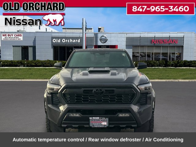 Used 2025 Toyota Tacoma TRD Sport AWD/4WD image 2